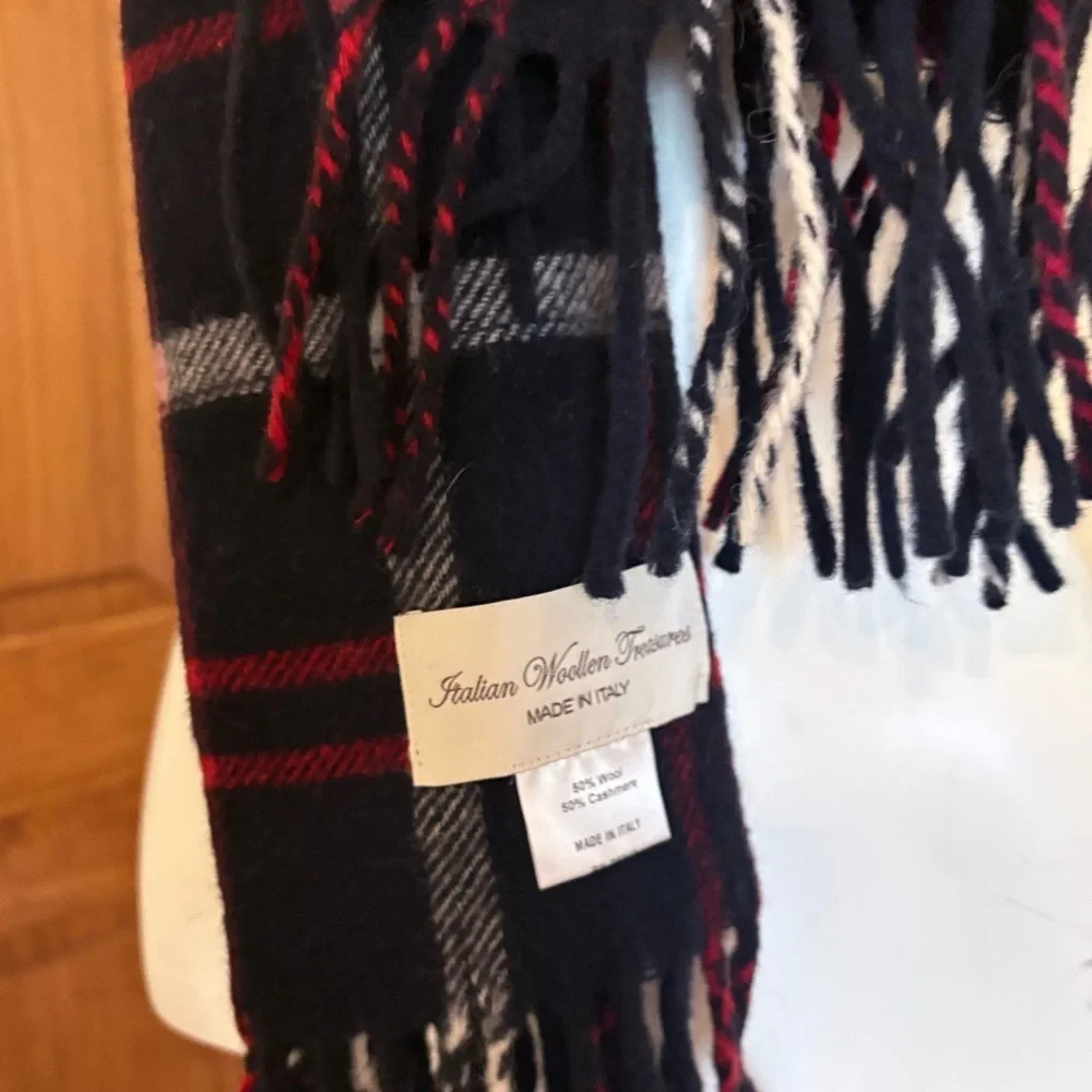 Italian Woollen Threasures Cashmere/Wool Blend Fringe Scarf